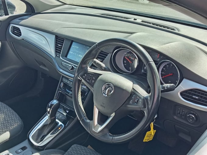 2025 Vauxhall Astra