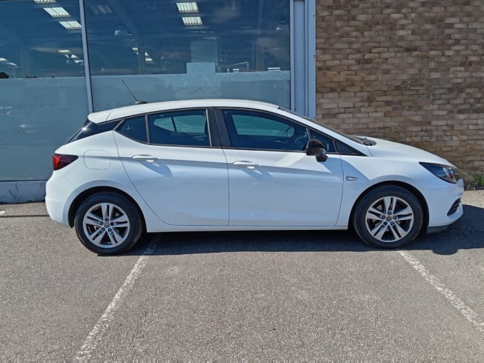 2025 Vauxhall Astra