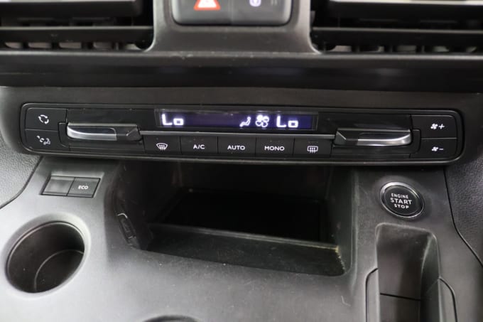 2025 Vauxhall Combo Life