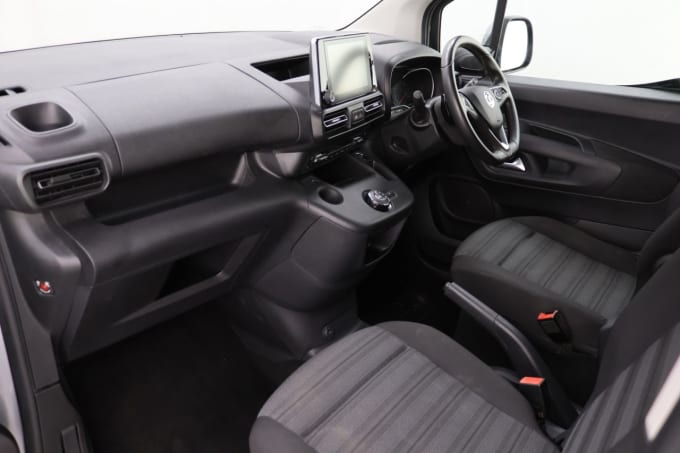 2025 Vauxhall Combo Life