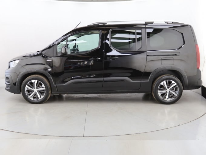 2025 Peugeot Rifter