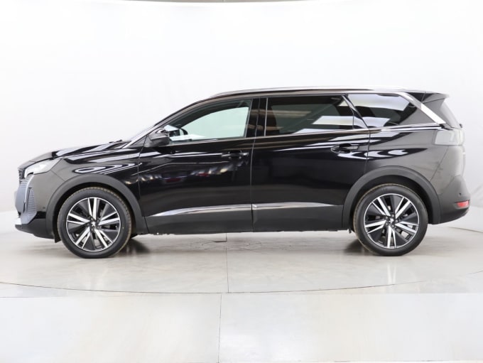 2025 Peugeot 5008
