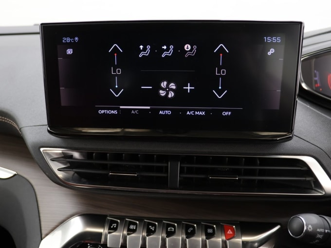2025 Peugeot 5008
