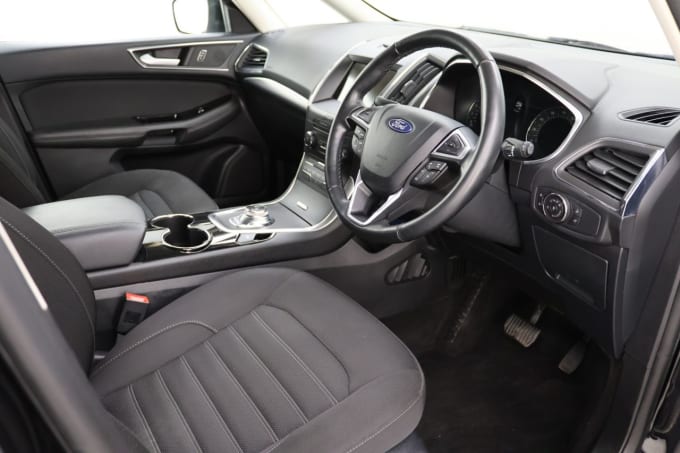 2025 Ford Galaxy