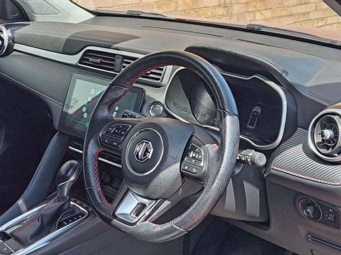 2025 Mg Mg Zs