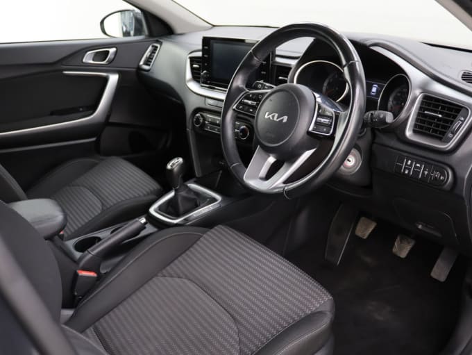 2025 Kia Xceed
