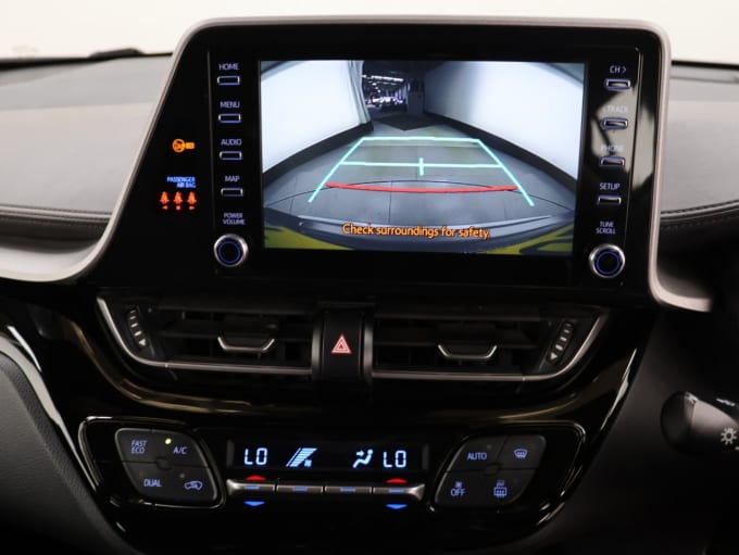 2025 Toyota C-hr