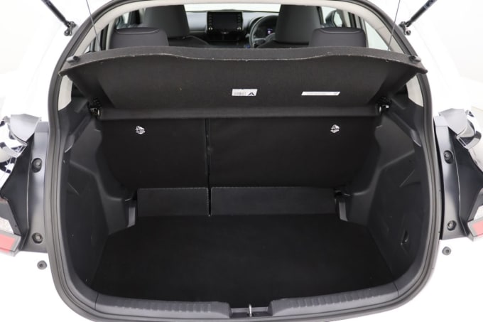 2025 Mazda Mazda2 Hybrid
