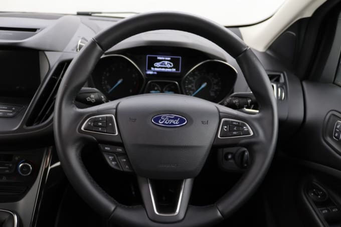 2025 Ford Kuga