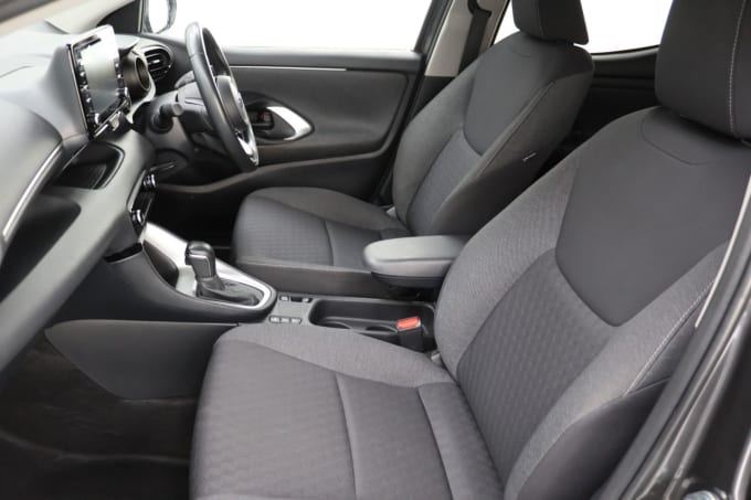 2025 Toyota Yaris