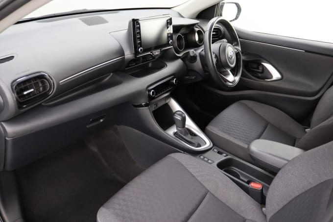 2025 Toyota Yaris
