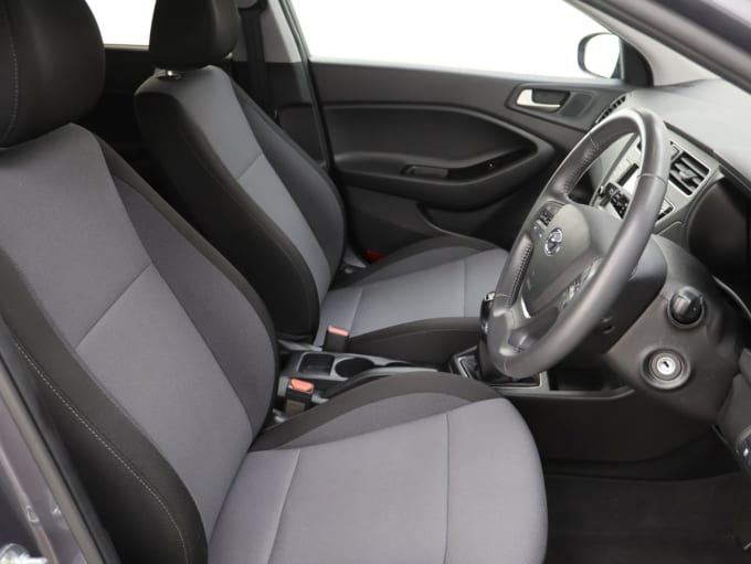 2025 Hyundai I20