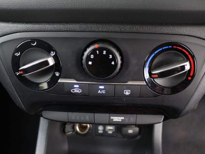 2025 Hyundai I20