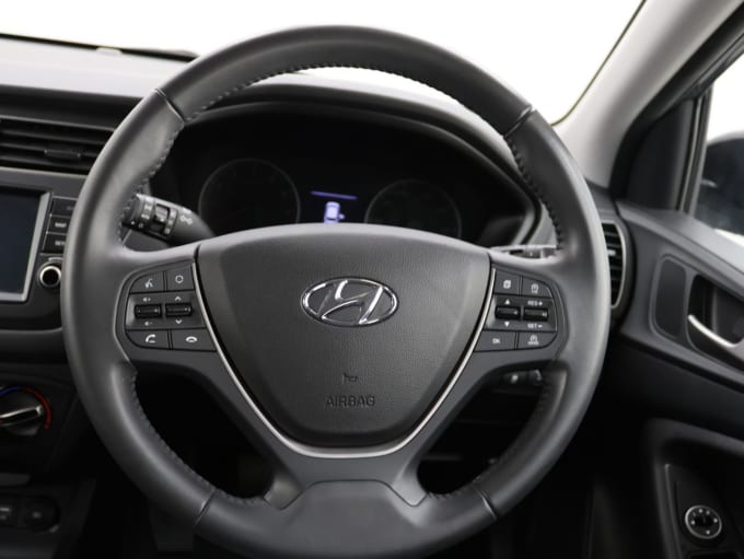2025 Hyundai I20