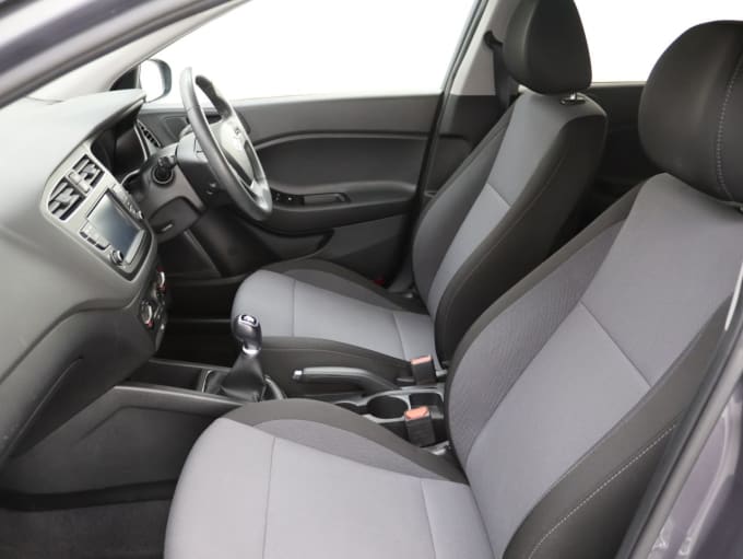 2025 Hyundai I20