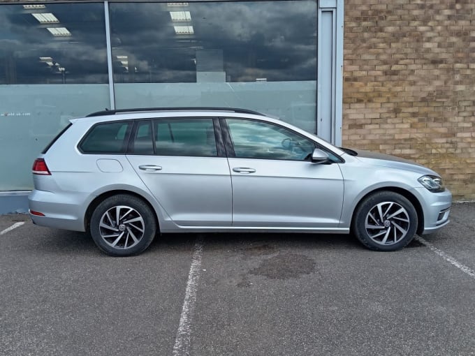 2025 Volkswagen Golf