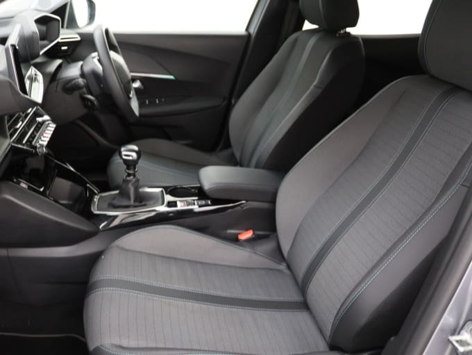 2025 Peugeot 2008