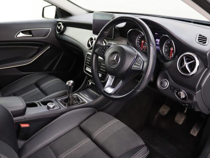 2025 Mercedes-benz Gla Class
