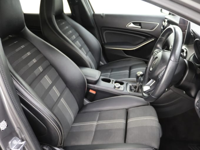 2025 Mercedes-benz Gla Class