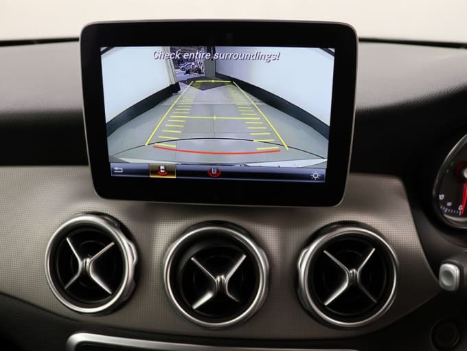 2025 Mercedes-benz Gla Class