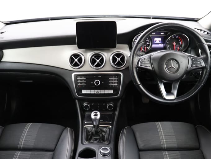 2025 Mercedes-benz Gla Class