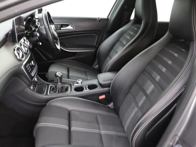 2025 Mercedes-benz Gla Class