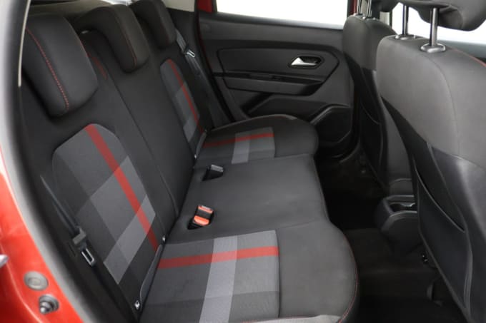 2025 Dacia Duster