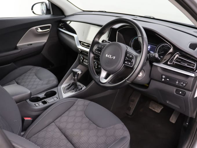 2025 Kia Niro