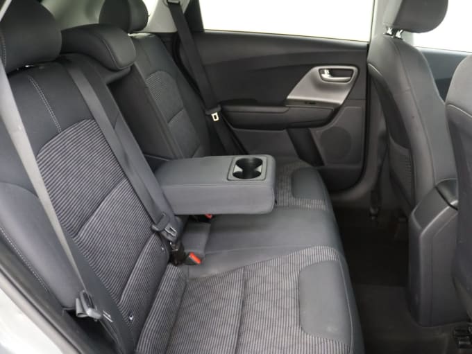 2025 Kia Niro