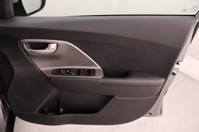 2025 Kia Niro