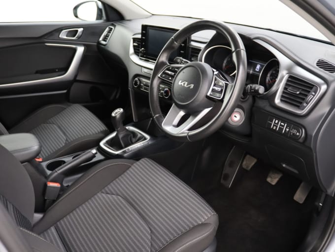 2025 Kia Xceed