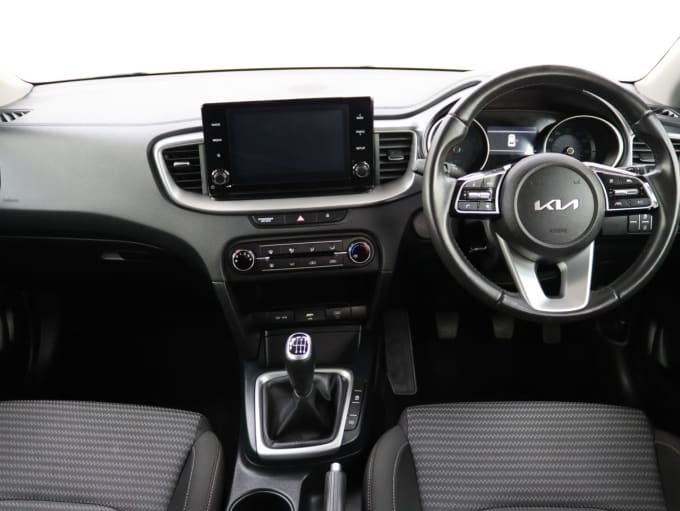 2025 Kia Xceed