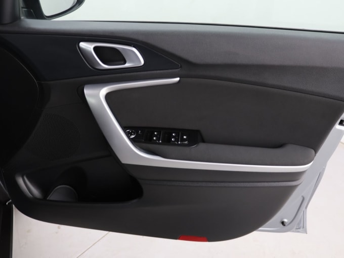2025 Kia Xceed