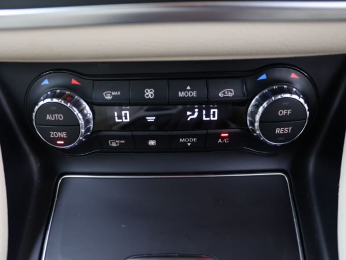 2025 Mercedes-benz Gla Class