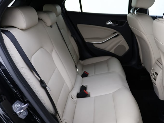 2025 Mercedes-benz Gla Class