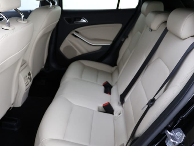2025 Mercedes-benz Gla Class