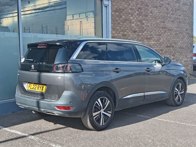 2025 Peugeot 5008