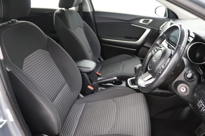 2025 Kia Ceed