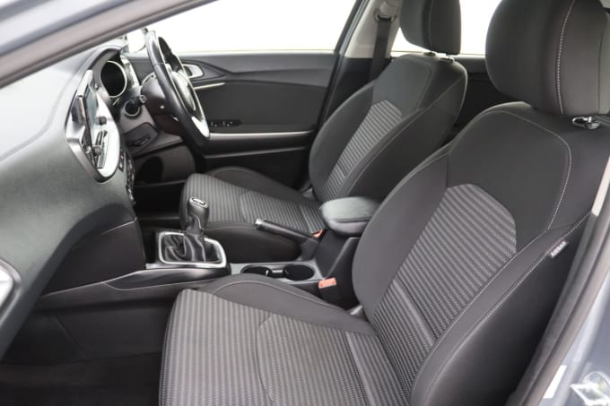 2025 Kia Ceed