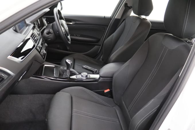 2025 BMW 1 Series