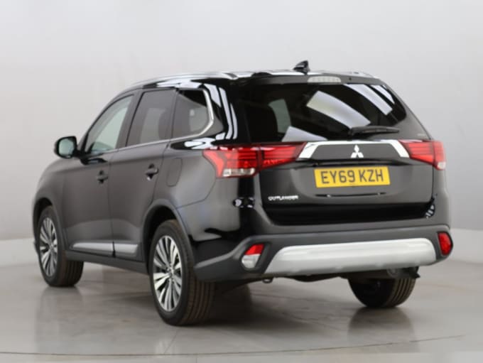 2025 Mitsubishi Outlander