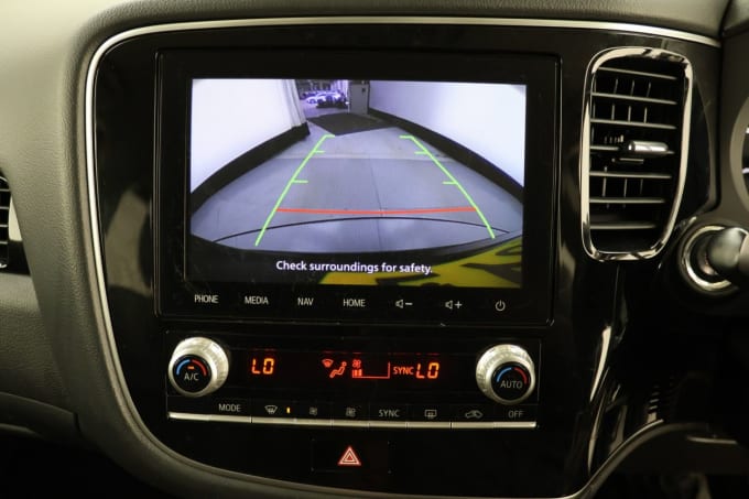 2025 Mitsubishi Outlander