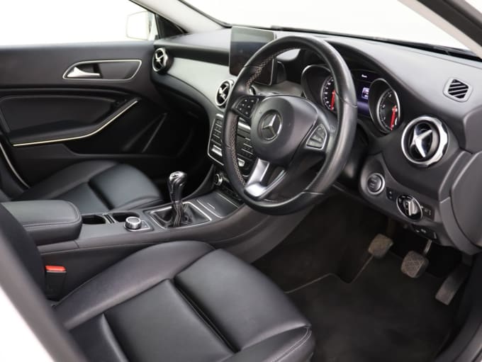 2025 Mercedes-benz Gla Class