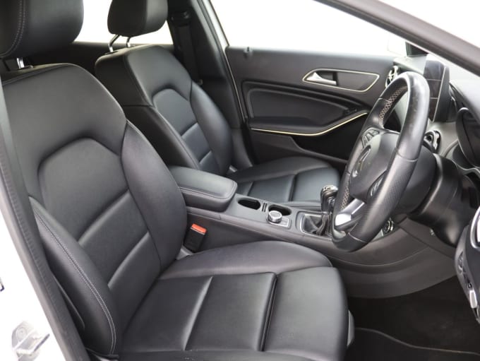 2025 Mercedes-benz Gla Class