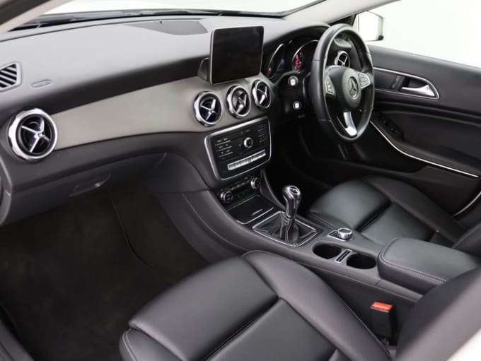 2025 Mercedes-benz Gla Class
