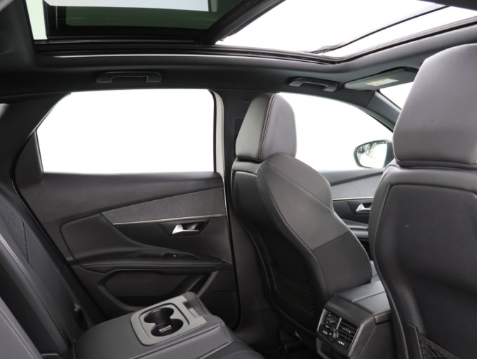 2025 Peugeot 3008