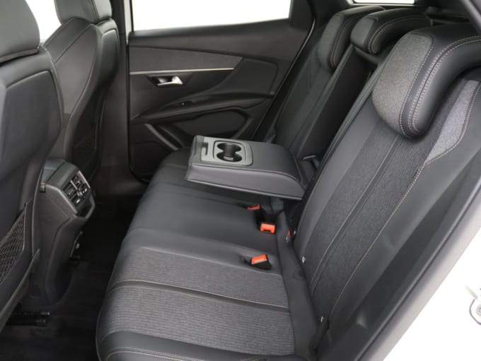 2025 Peugeot 3008
