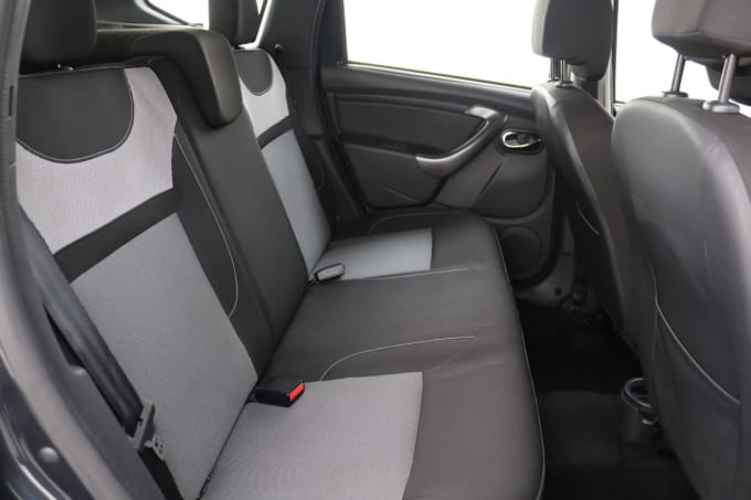 2025 Dacia Duster