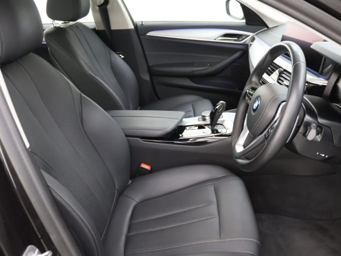 2025 BMW 5 Series