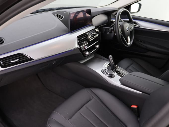 2025 BMW 5 Series